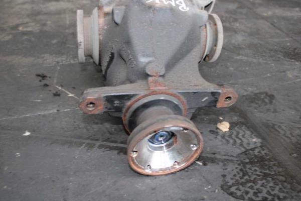 PONT ARRIERE BMW SERIE 5 E60 520D - Vue 2